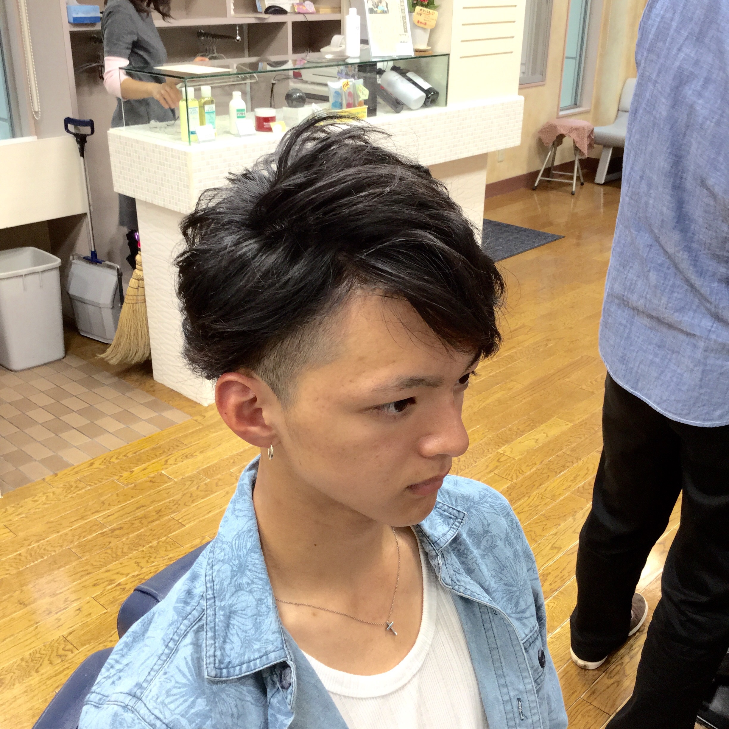 ツーブロック マッシュショート パーマヘアー セクシーモテヘアー アラカワhomme 松本市メンズヘアーサロン アラカワオム