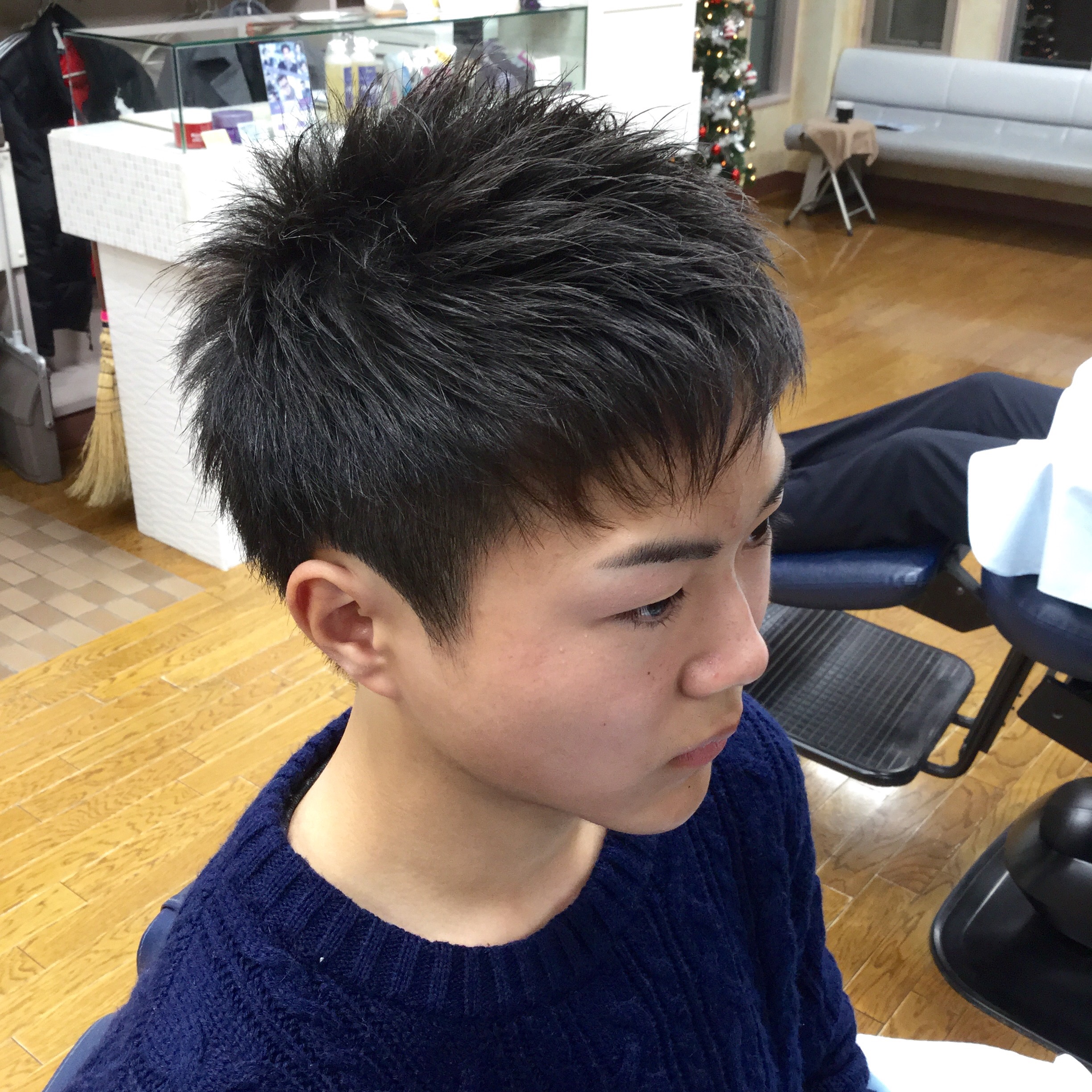 スパイキーショートヘアースタイル アラカワhomme 松本市メンズヘアーサロン アラカワオム